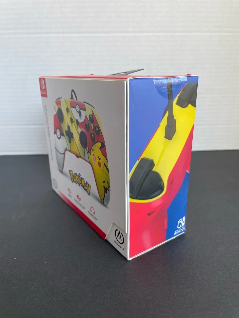 Nintendo Pikachu & Poké Ball Wired Controller - Yellow/Red/White